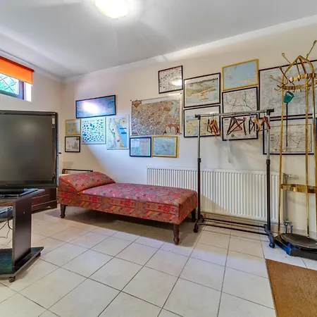 By Interhome * Marcyporeba