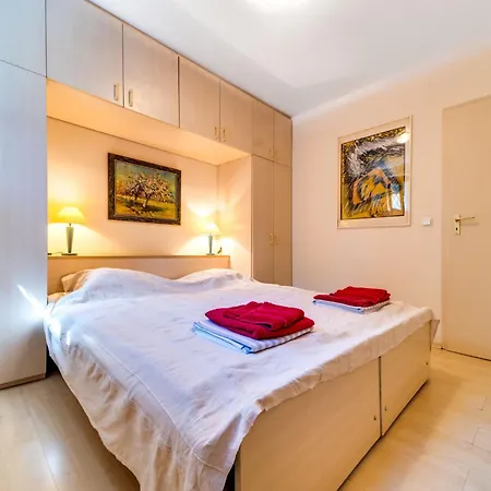 Appartamento By Interhome