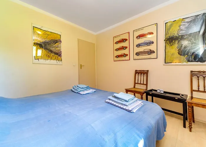 By Interhome Appartamento *