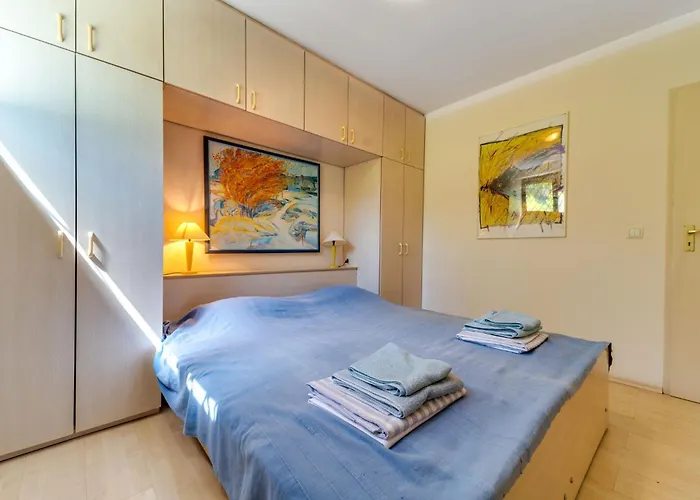 By Interhome Appartamento