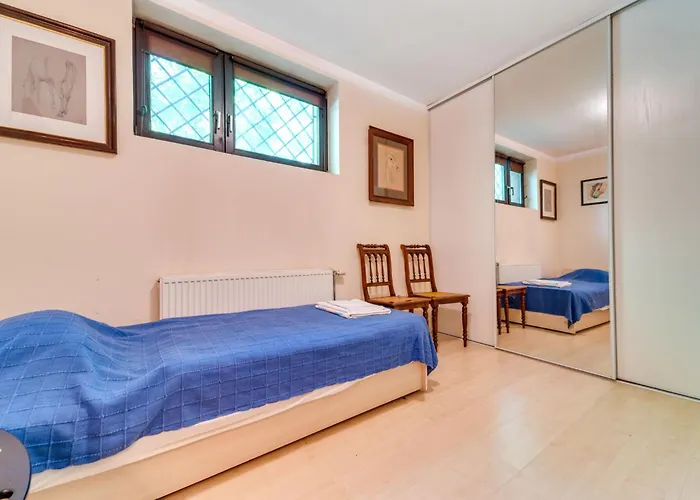 By Interhome Appartamento *