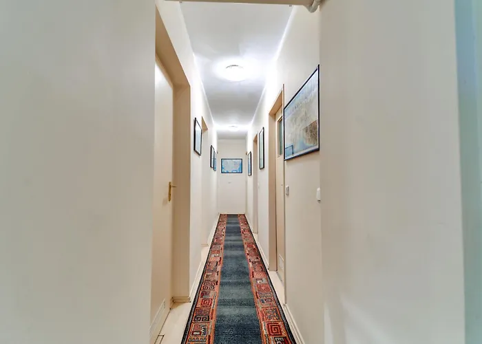 Appartamento By Interhome *