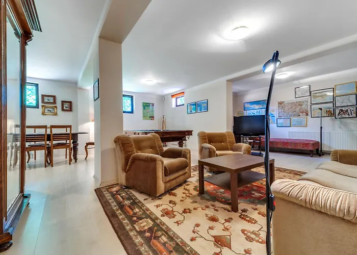 By Interhome Appartamento Marcyporeba